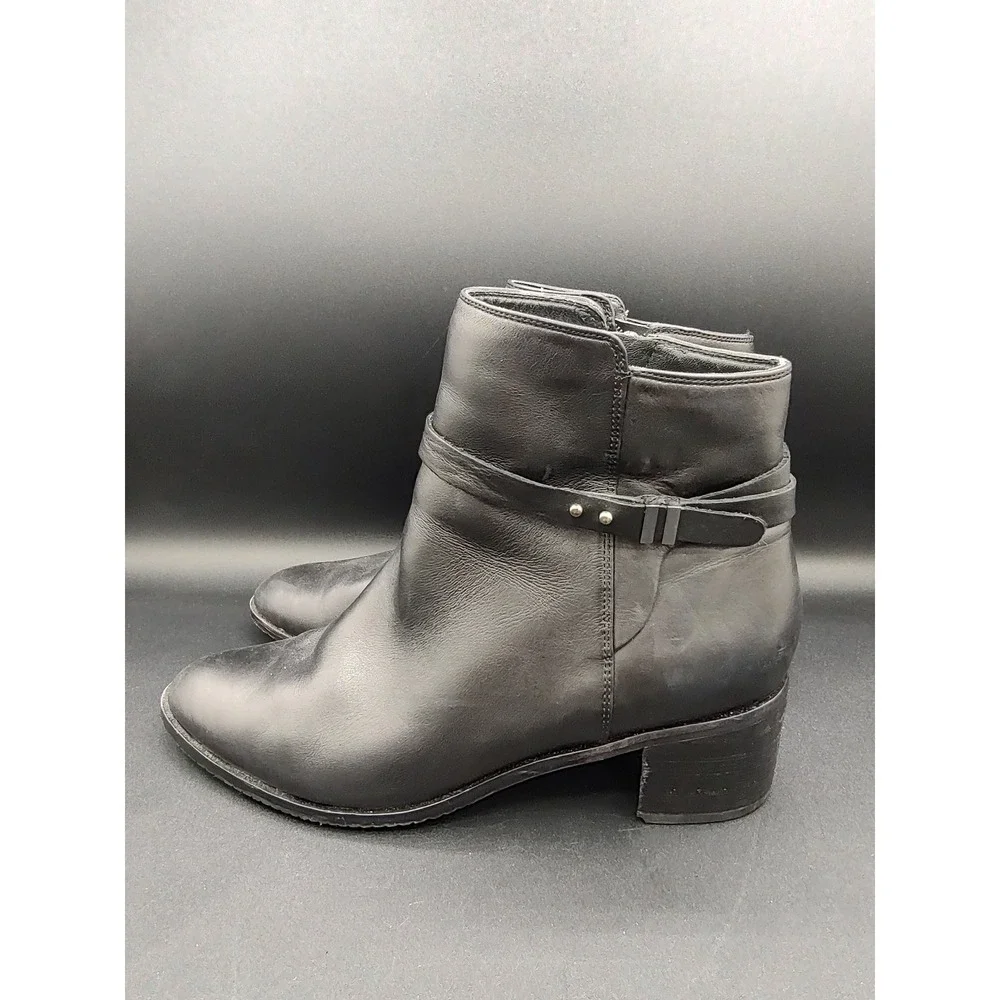 Clarks Womens Black Leather Ankle Boots Block Heel Side Zip Almond Toe Booties